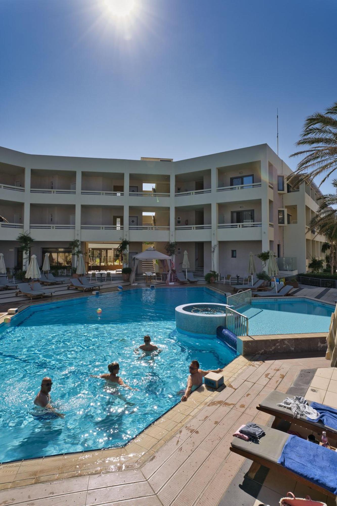 Pearl Beach Rethymno  ภายนอก รูปภาพ